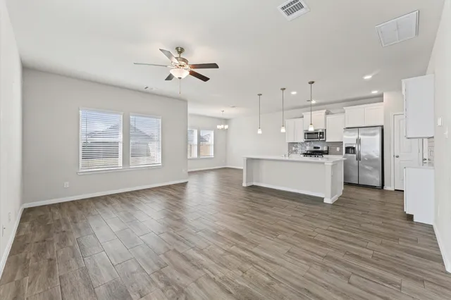 $2,395 | 1214 Mira Mar Court, Rosharon, TX 77583