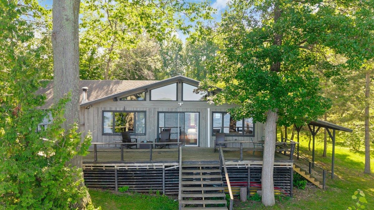14 Macomber Point Alburgh, VT 05440 - Photo 2 of 34