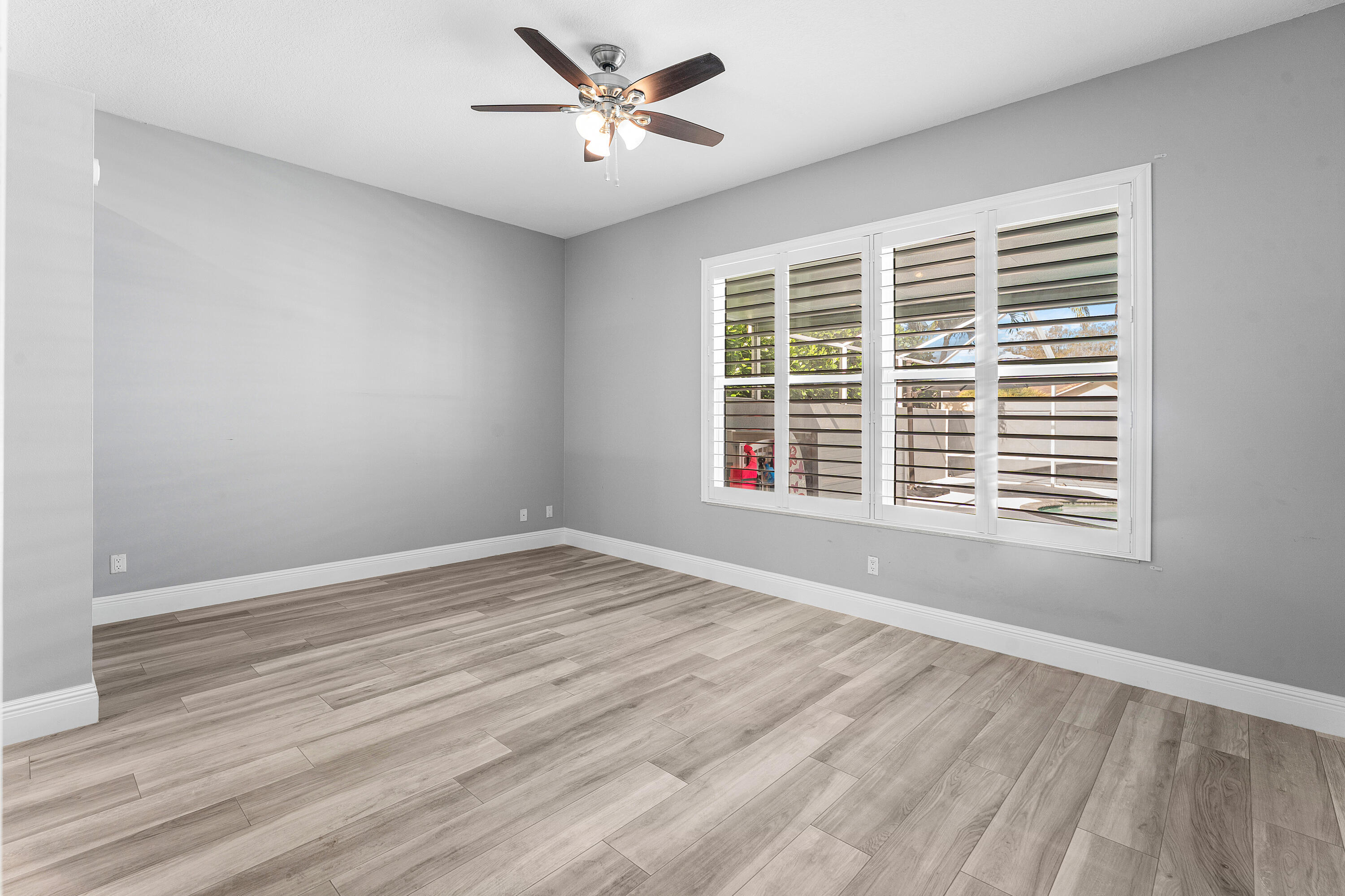 132 East Hampton Way Jupiter, FL 33458 - Photo 17 of 43 Main Bedroom