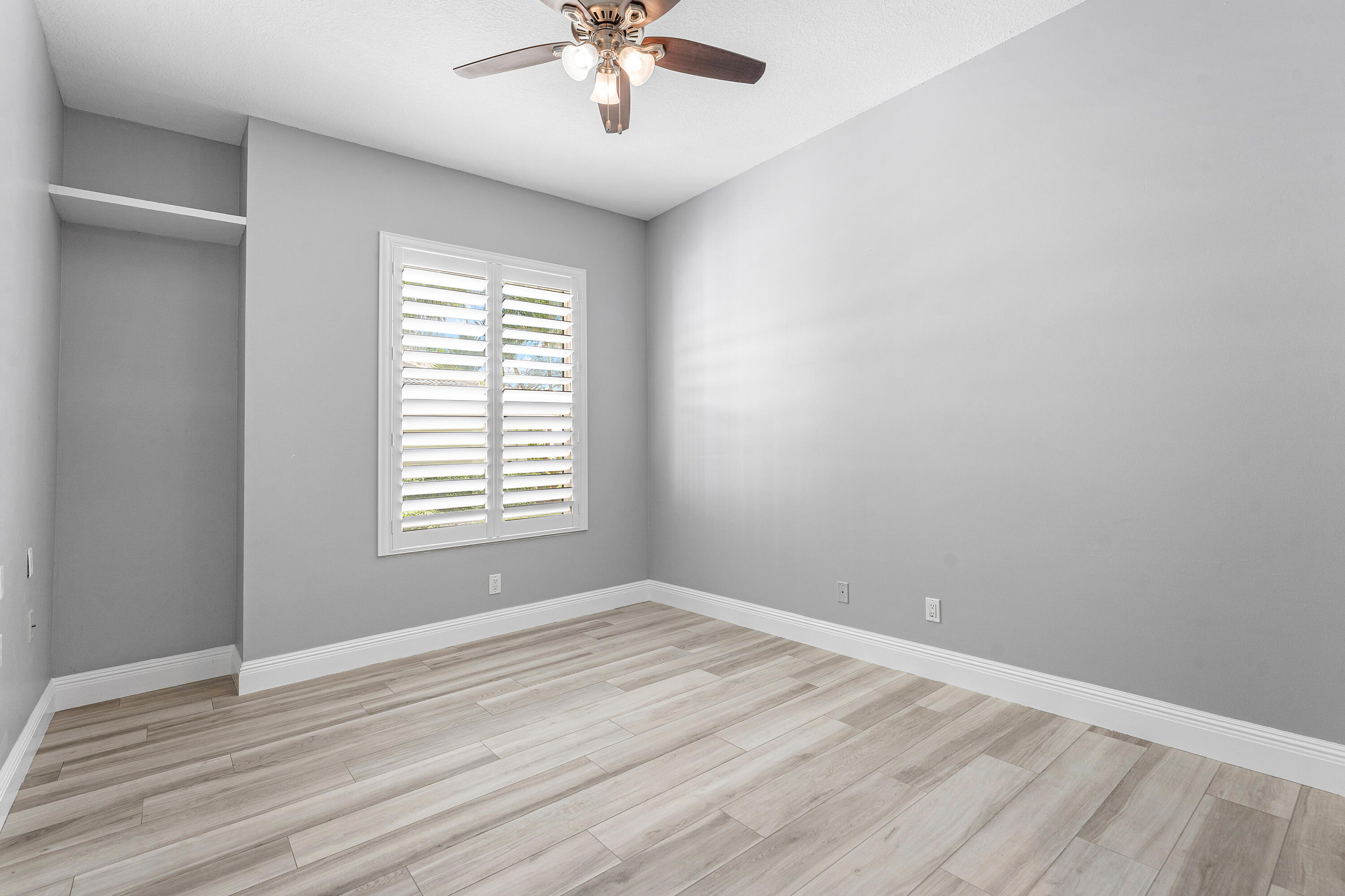 132 East Hampton Way Jupiter, FL 33458 - Photo 28 of 43 3rd Bedroom