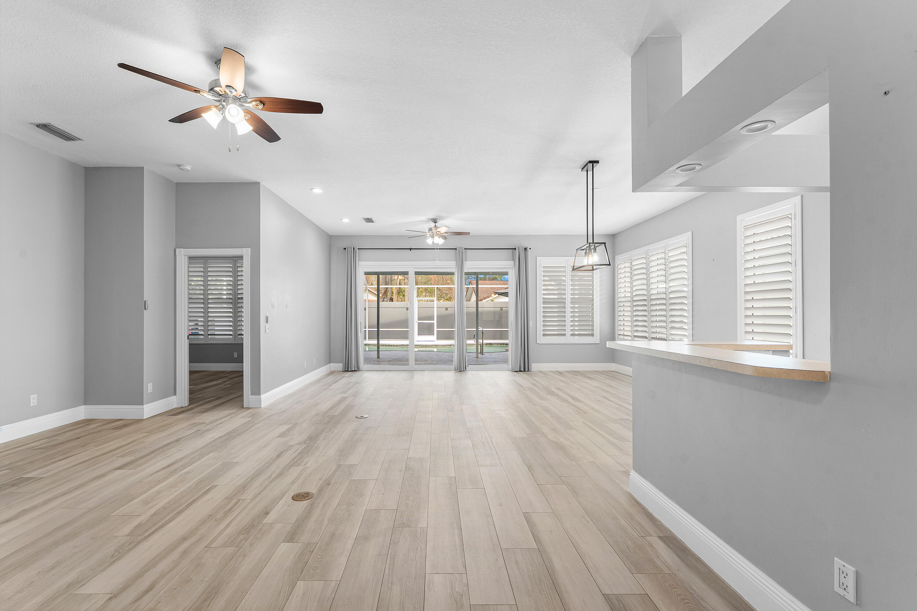 132 East Hampton Way Jupiter, FL 33458 - Photo 4 of 43 Great Room