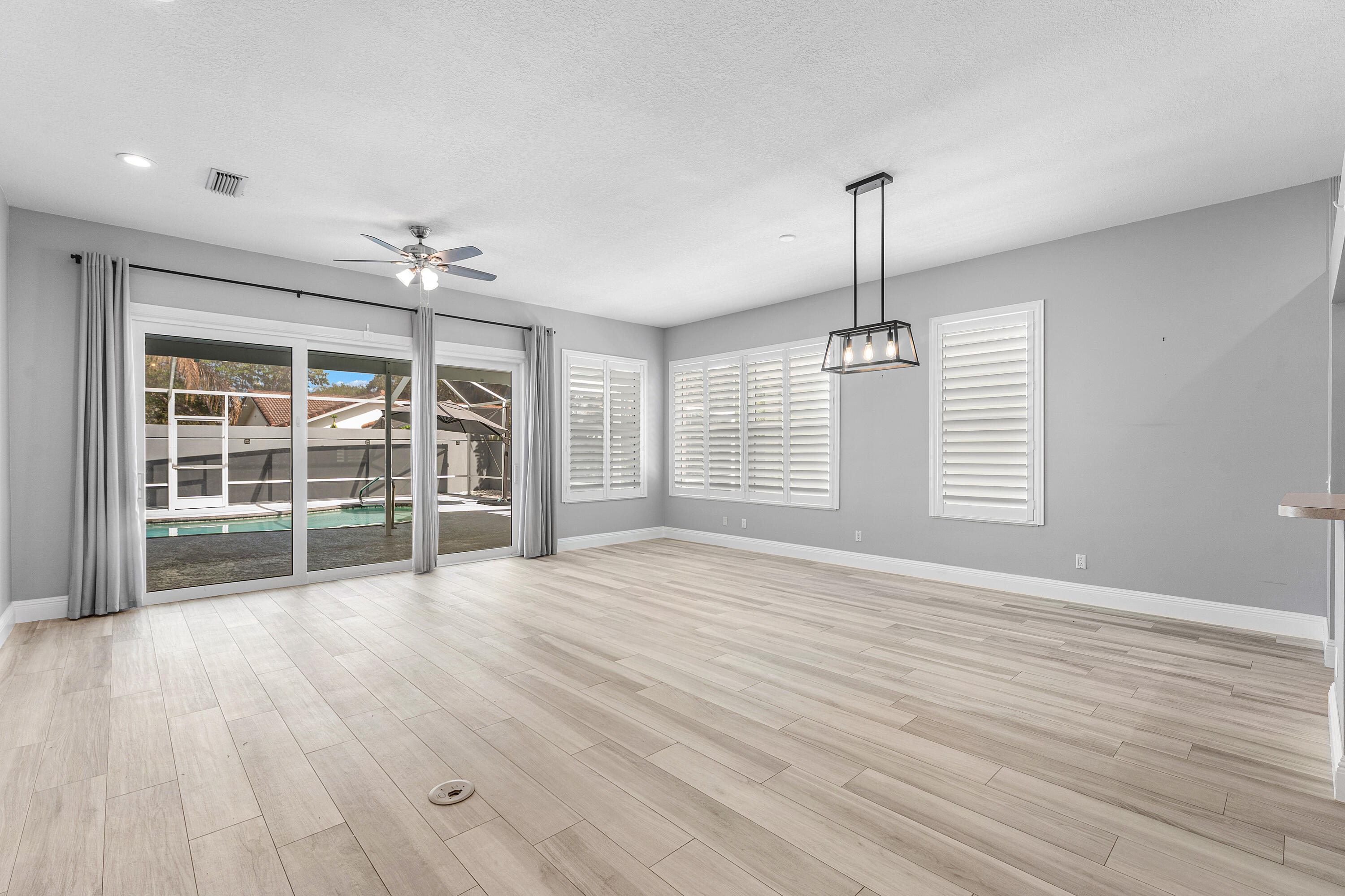 132 East Hampton Way Jupiter, FL 33458 - Photo 6 of 43 Great Room