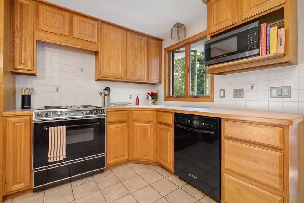 18 Winthrop Road Hingham, MA 02043 - Photo 34 of 34