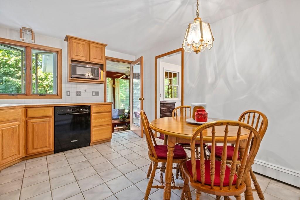 18 Winthrop Road Hingham, MA 02043 - Photo 9 of 34