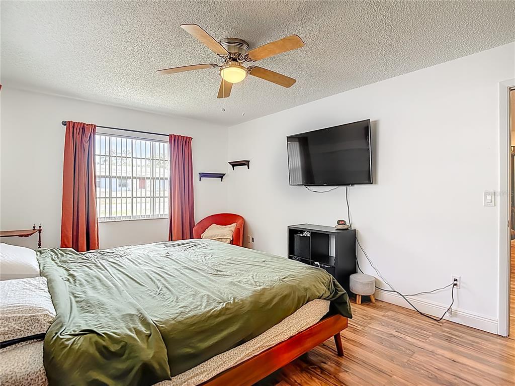 541 Edgehill Avenue Spring Hill, FL 34606 - Photo 16 of 38