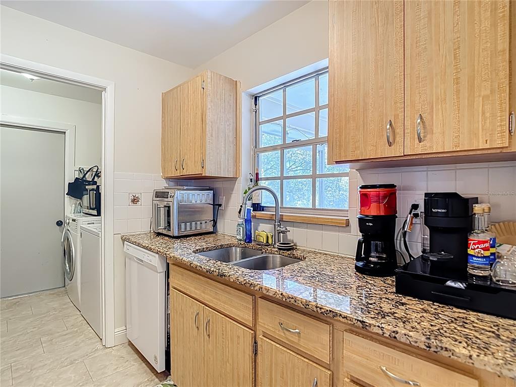 541 Edgehill Avenue Spring Hill, FL 34606 - Photo 10 of 38