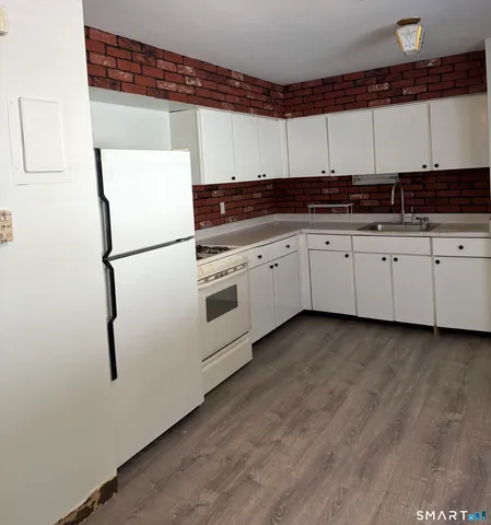 $99,900 | 82 Yaremich Drive, Bridgeport, CT 06606