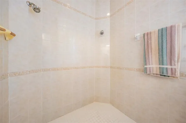 $815,000 | 1925 Schaer Way, Odessa, FL 33556