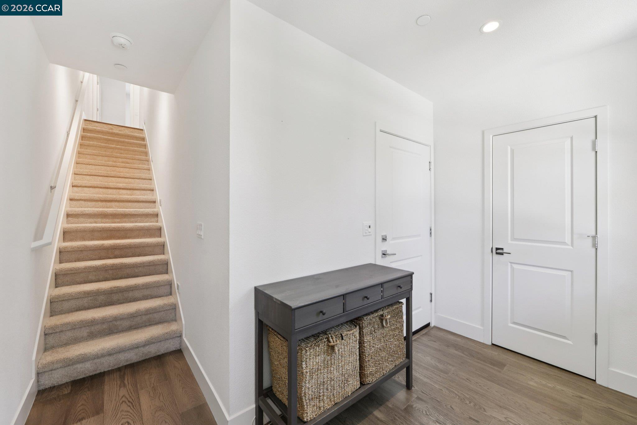 2742 Jones Road Walnut Creek, CA 94597 - Photo 4 of 50