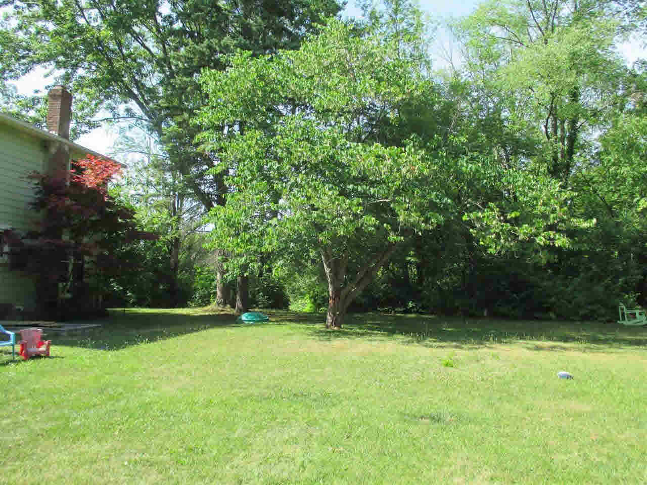 11510 Crosby Road Fenton, MI 48430 - Photo 4 of 19 21188721-3.JPG