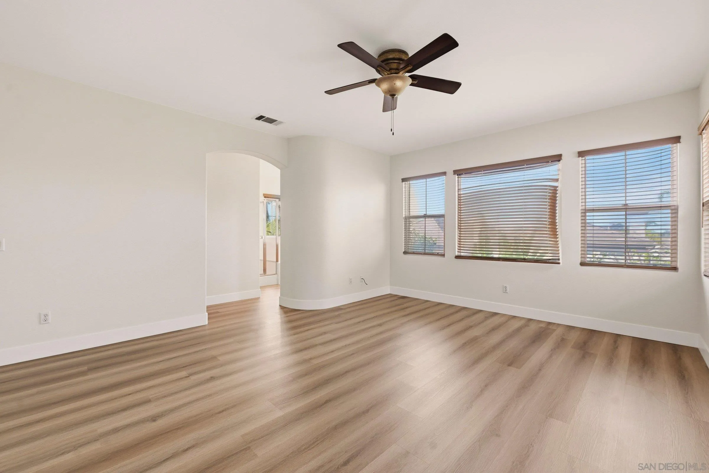 1499 Enchante Way Oceanside, CA 92056 - Photo 15 of 36