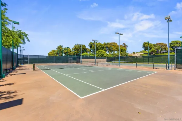 $1,100,000 | 1499 Enchante Way, Oceanside, CA 92056