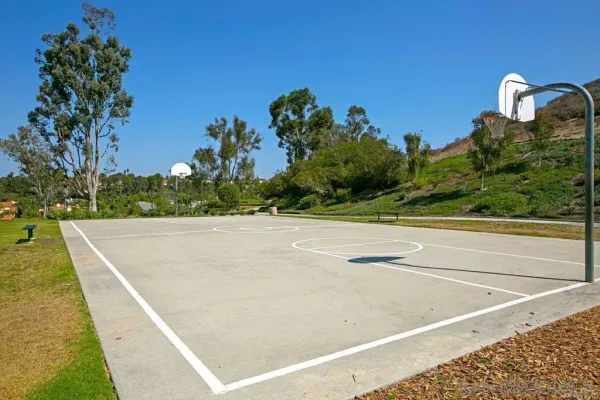 $1,100,000 | 1499 Enchante Way, Oceanside, CA 92056