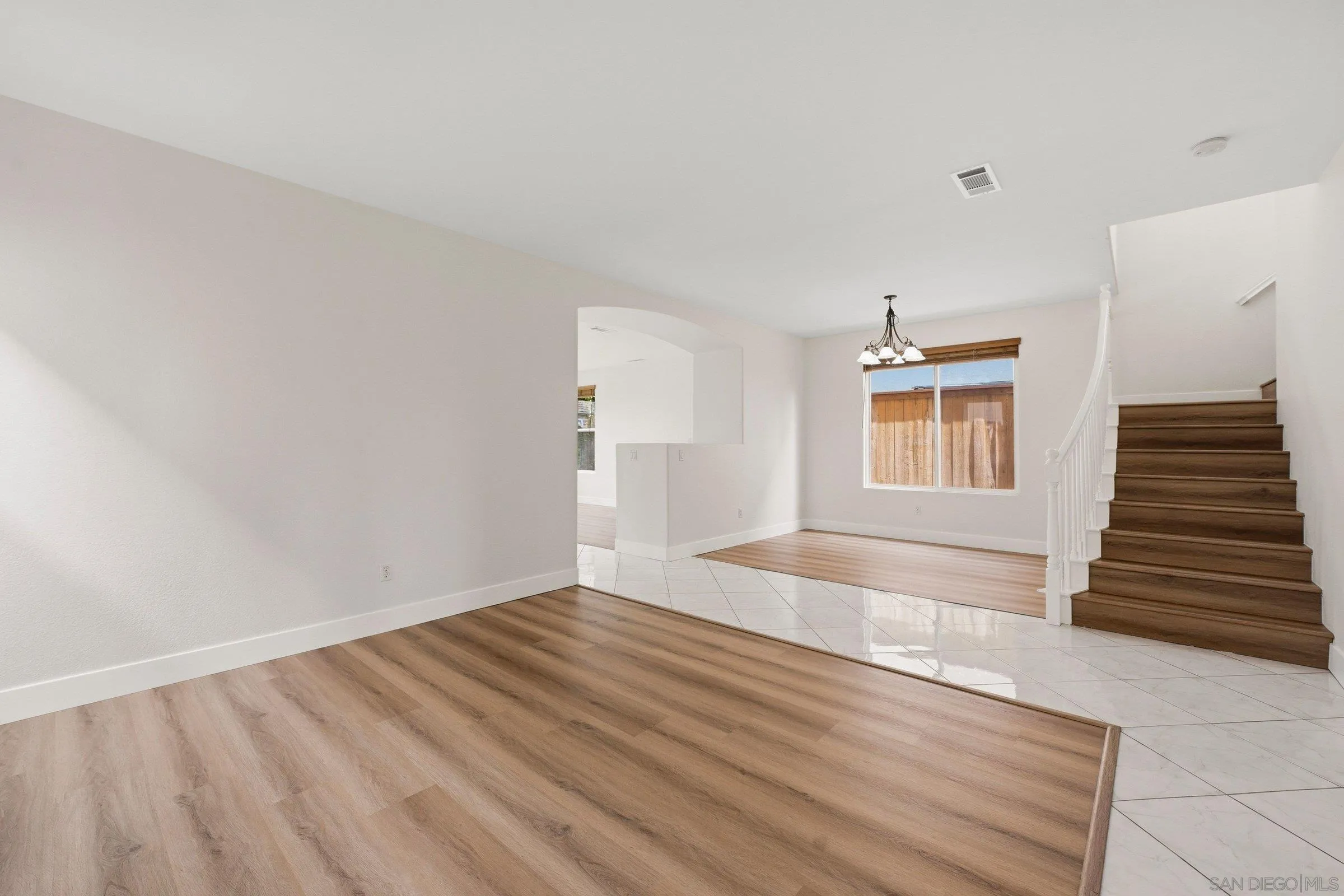 1499 Enchante Way Oceanside, CA 92056 - Photo 5 of 36