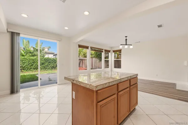 $1,100,000 | 1499 Enchante Way, Oceanside, CA 92056