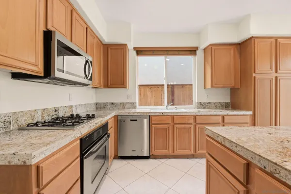 $1,100,000 | 1499 Enchante Way, Oceanside, CA 92056