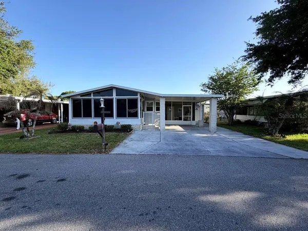 $2,100 | 161 Greenview Drive, Unit 161, Winter Haven, FL 33881