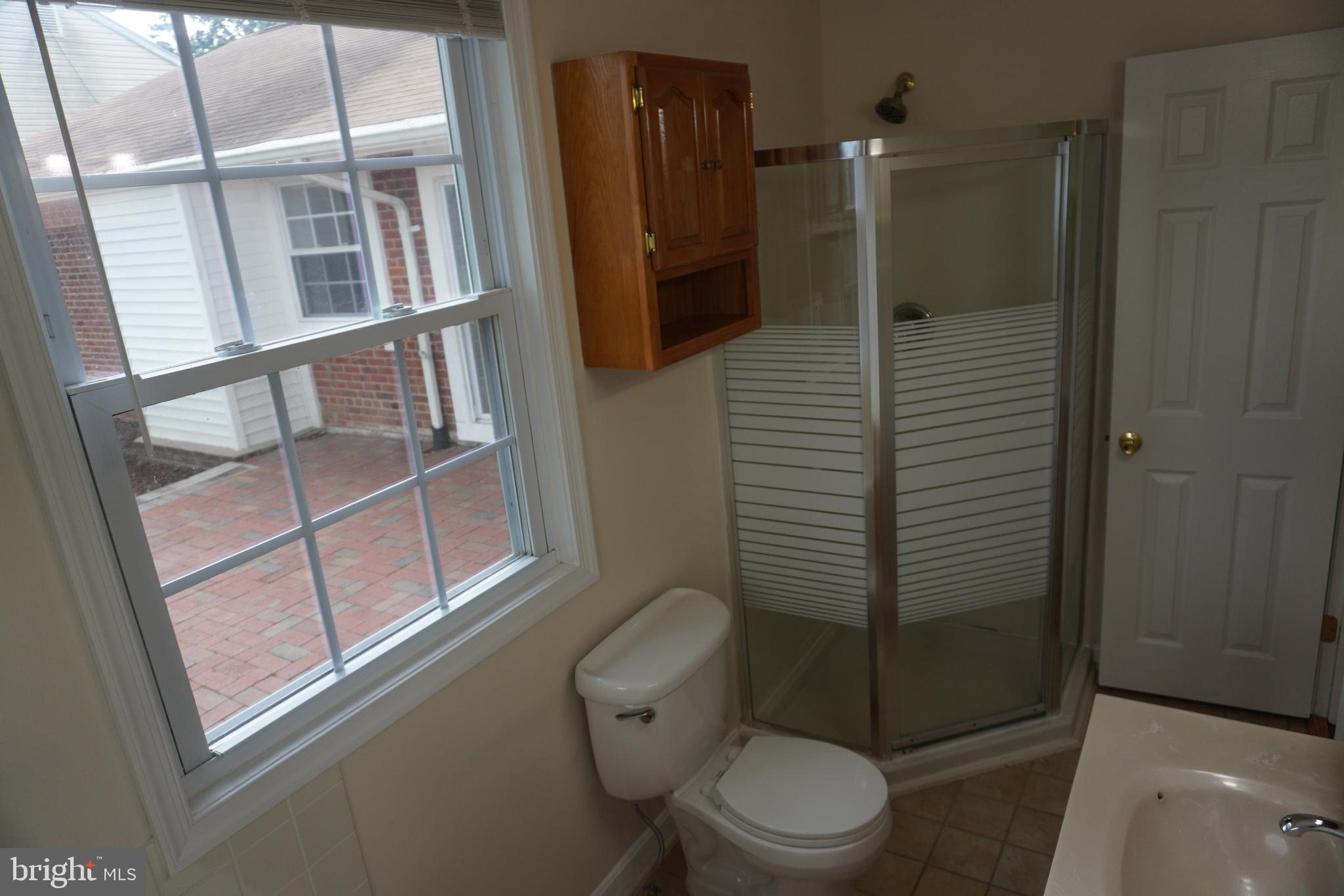 7406 Exmore Street Springfield, VA 22150 - Photo 24 of 41 Owner's Suite Bath