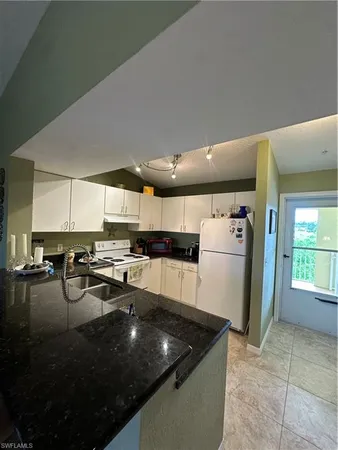 $1,800 | 8264 Key Royal Circle, Unit 831, Naples, FL 34119