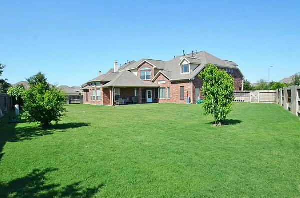 $4,200 | 510 McAllister Avenue, Sugar Land, TX 77479