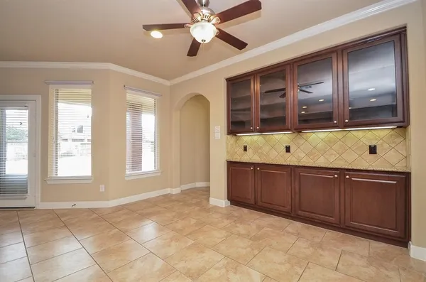 $4,200 | 510 McAllister Avenue, Sugar Land, TX 77479