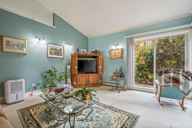 $879,000 | 75 Running Hill Road, Scarborough, ME 04074