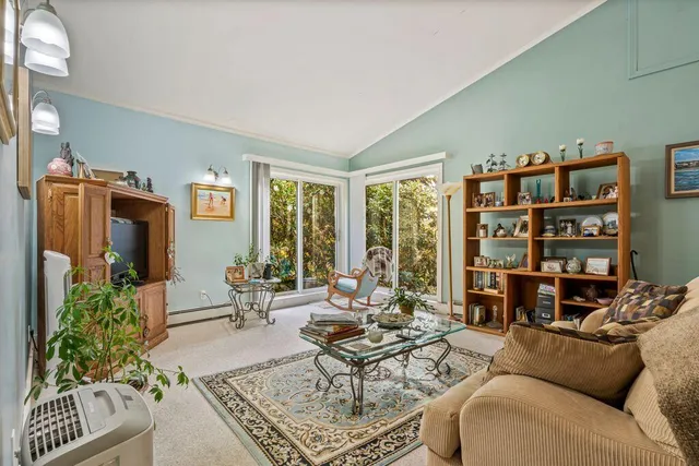 $879,000 | 75 Running Hill Road, Scarborough, ME 04074