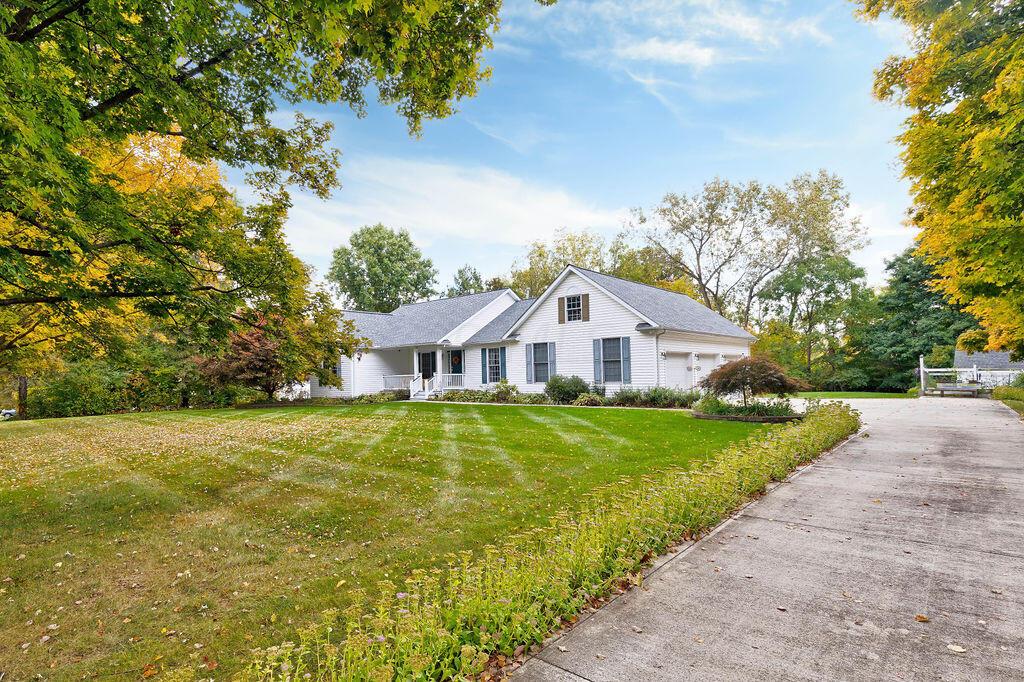 3850 Berlin Station Road Delaware, OH 43015 - Photo 42 of 65 43-Well-Maintained Landscaping