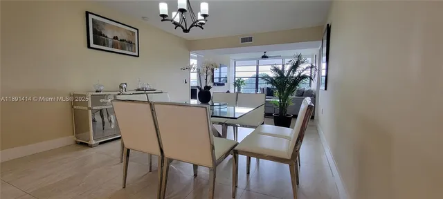 $329,000 | 1530 Whitehall Drive, Unit 405, Davie, FL 33324