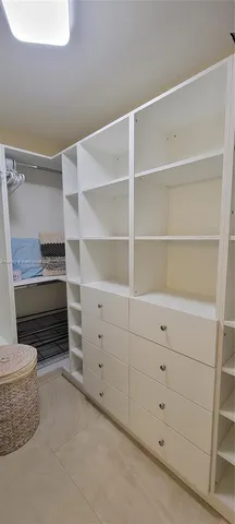 $329,000 | 1530 Whitehall Drive, Unit 405, Davie, FL 33324