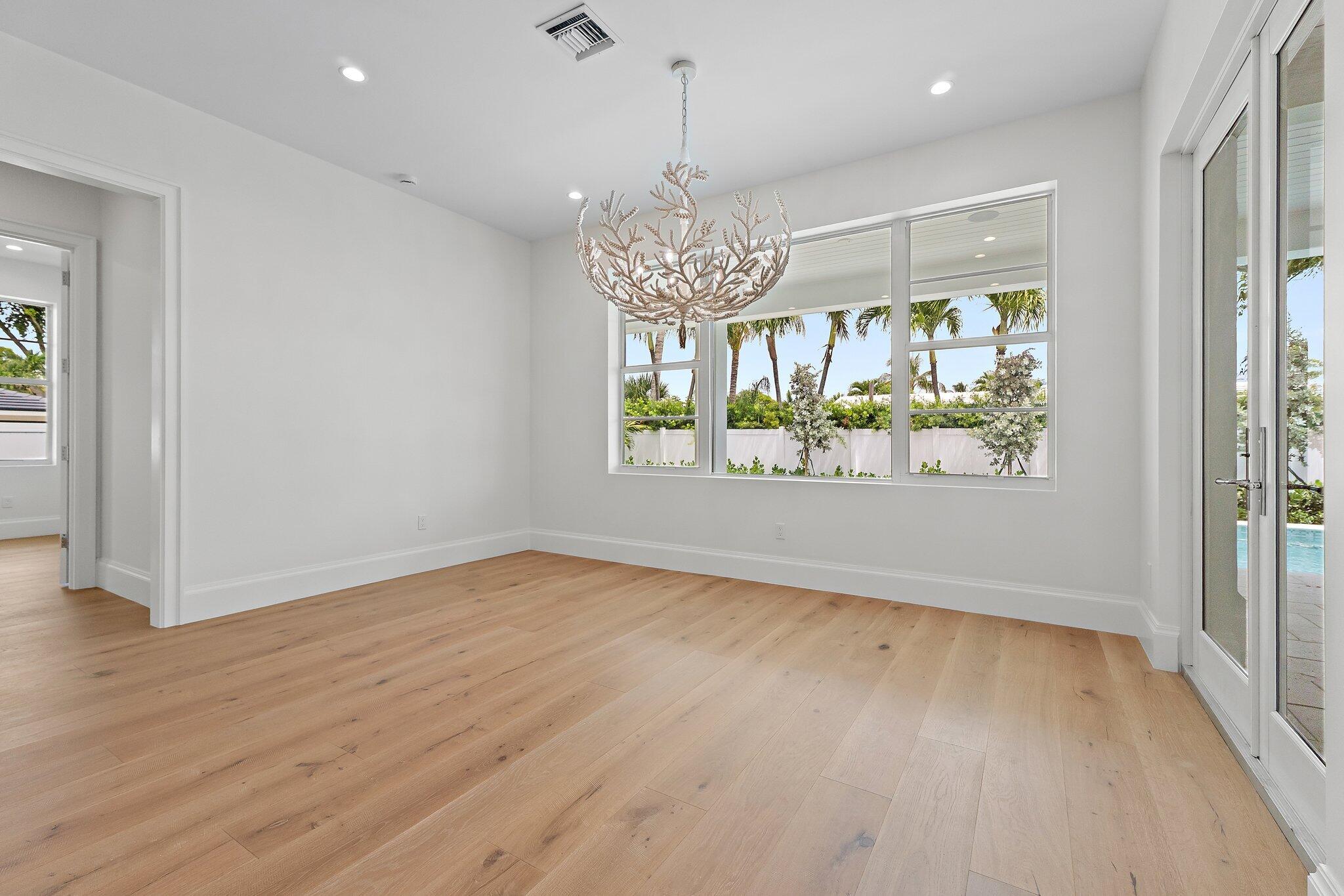 131 Dory Road South North Palm Beach, FL 33408 - Photo 14 of 80 Dining Area 2