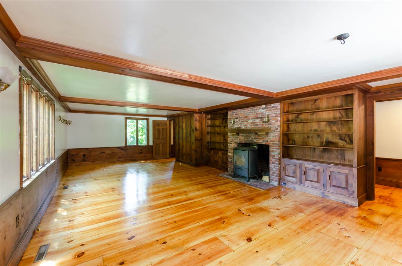 321 Old County Farm Road Wilton, NH 03086 - Photo 16 of 39