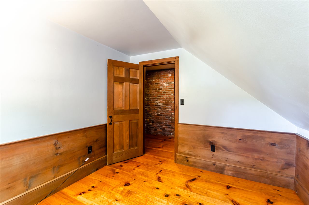 321 Old County Farm Road Wilton, NH 03086 - Photo 27 of 39