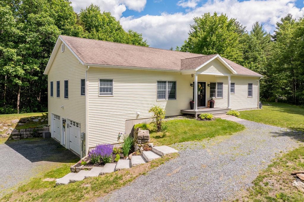 3877 Main Street Springfield, NH 03284 - Photo 1 of 38