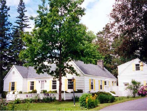 336 Mountain View Road Whitefield, NH 03598 - Photo 1 of 5 Gallery Image 1