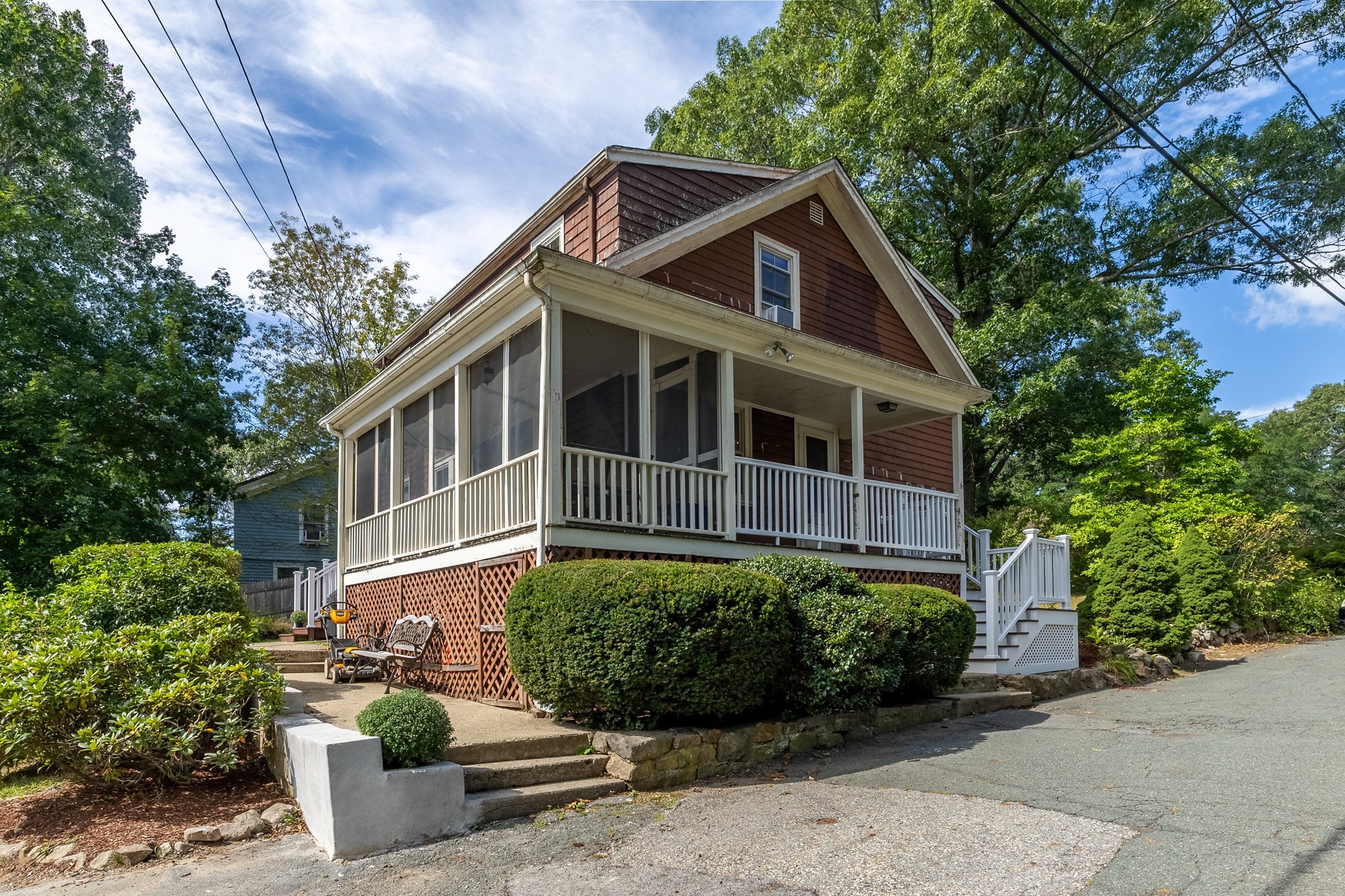 6 Hillcrest Road Beverly, MA 01915 - Photo 2 of 36 Gallery Image 2