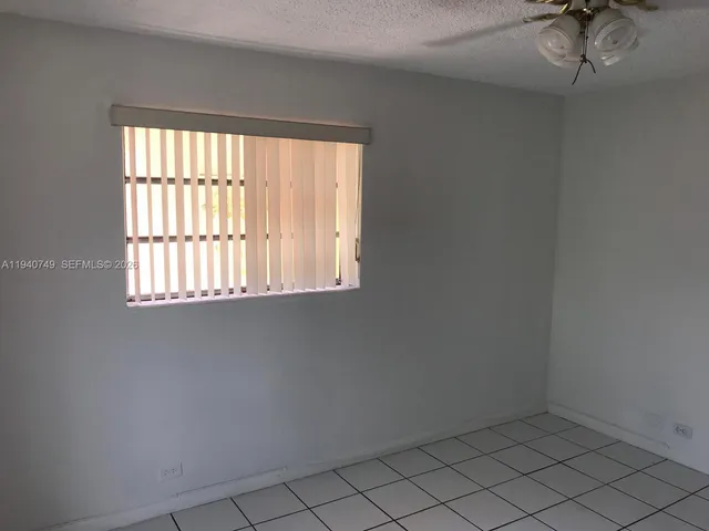 $1,700 | 1610 Northwest N River Drive, Unit 305, Miami, FL 33125