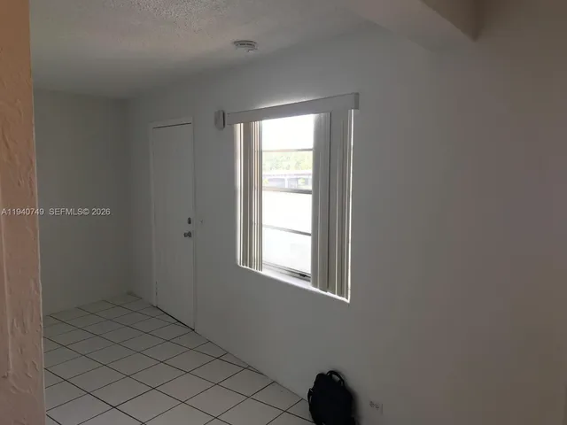 $1,700 | 1610 Northwest N River Drive, Unit 305, Miami, FL 33125