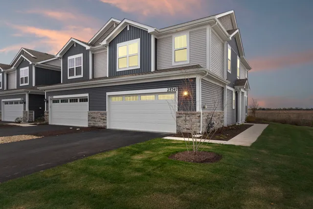 $2,650 | 25747 West Yorkshire Drive, Plainfield, IL 60544