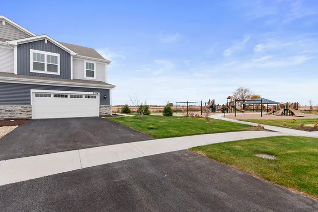 $2,650 | 25747 West Yorkshire Drive, Plainfield, IL 60544