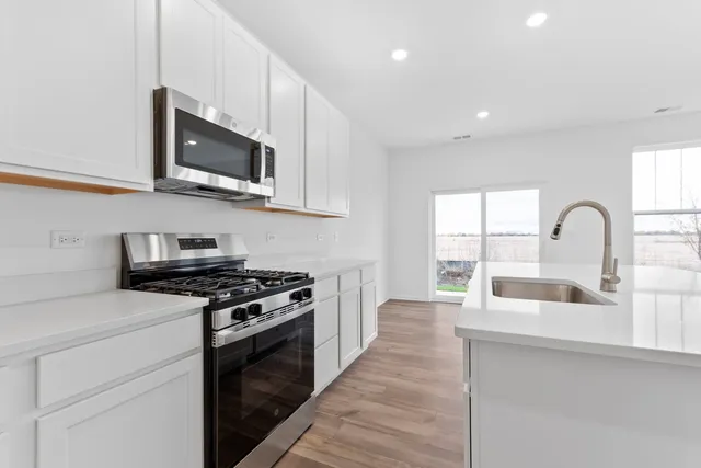 $2,650 | 25747 West Yorkshire Drive, Plainfield, IL 60544