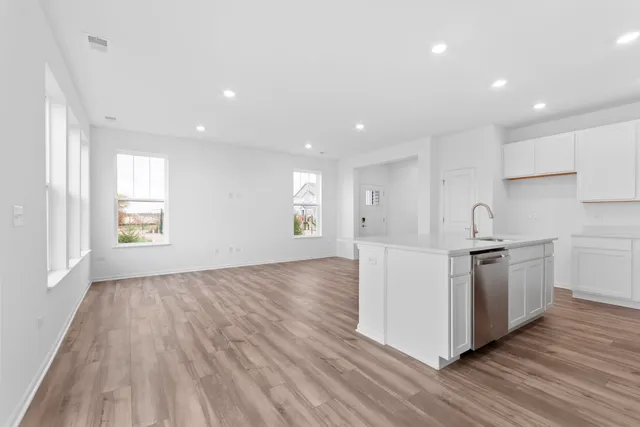 $2,650 | 25747 West Yorkshire Drive, Plainfield, IL 60544