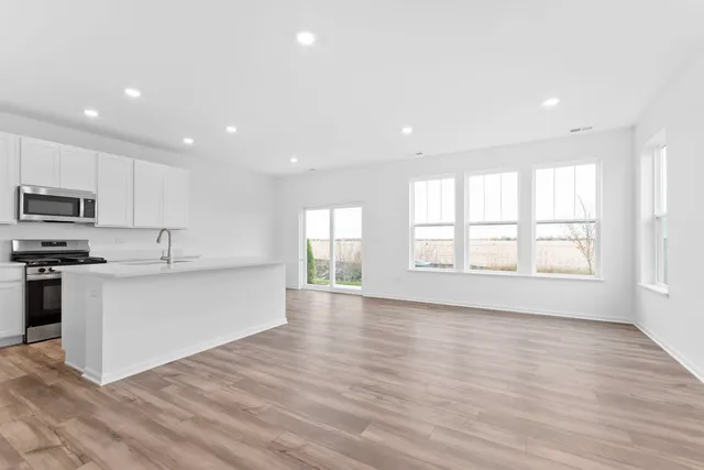 $2,650 | 25747 West Yorkshire Drive, Plainfield, IL 60544