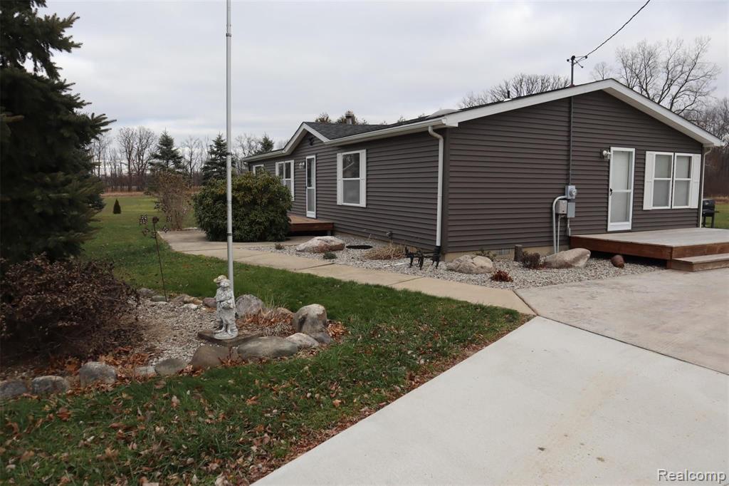 743 Brogan Road Stockbridge, MI 49285 - Photo 3 of 51