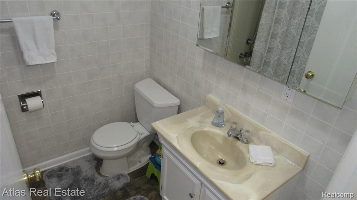 13723 Block Road Birch Run, MI 48415 - Photo 27 of 35 IMG_0727.JPG