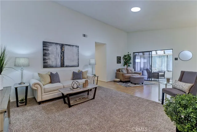 $899,900 | 8566 Sierra Circle, Unit 911D, Huntington Beach, CA 92646