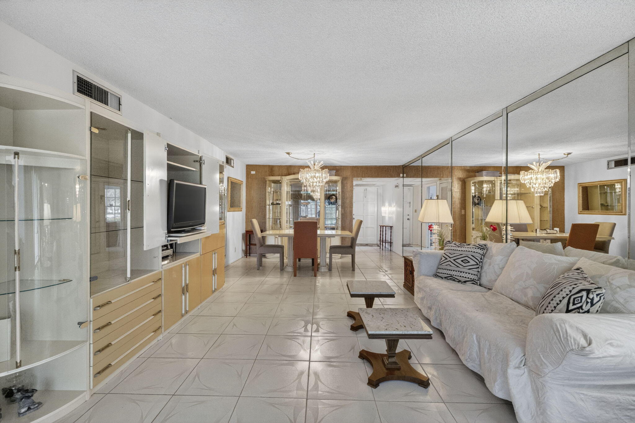 3000 South Course Drive, Unit 103 Pompano Beach, FL 33069 - Photo 5 of 42 5-web-or-mls-8I8A2057