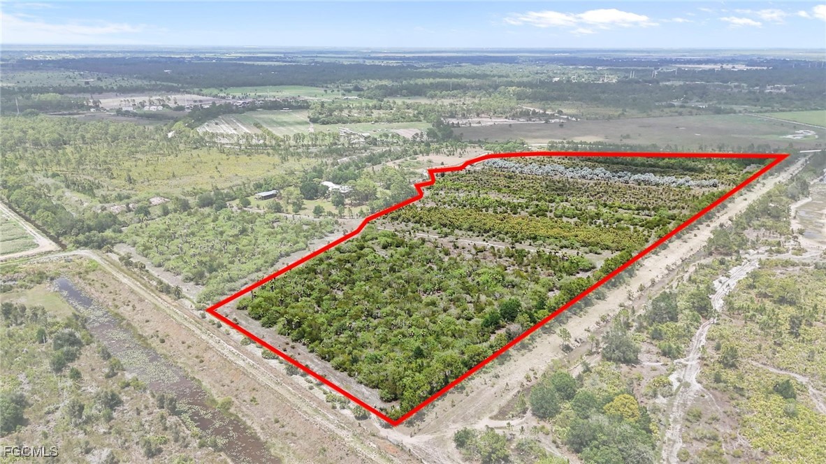 2460 Christopher Lane Clewiston, FL 33440 - Photo 3 of 8 a view of a tennis court