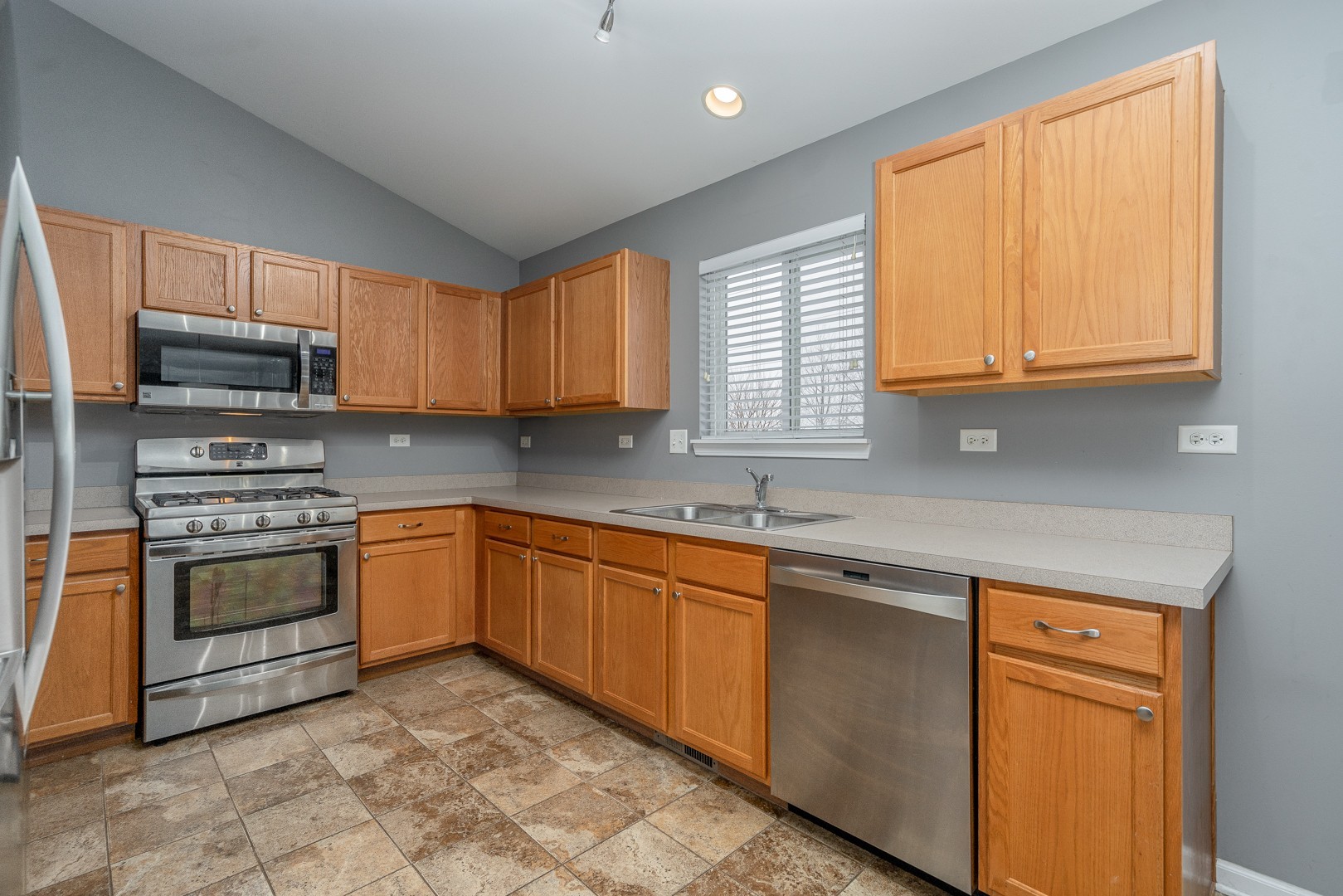 25733 South Red Oak Road Channahon, IL 60410 - Photo 7 of 21