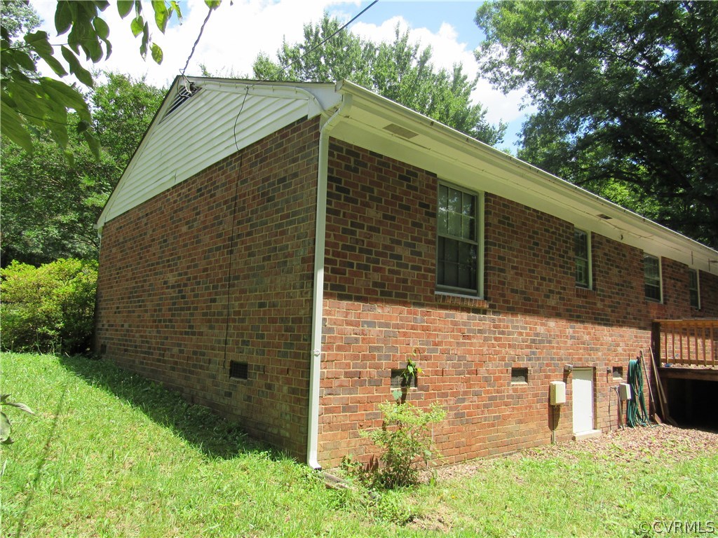 1301 Wilkinson Road Richmond, VA 23227 - Photo 3 of 16 Gallery Image 3
